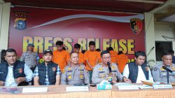 Sembilan Orang Pelaku Begal (CURAS) di Kota Pekanbaru ditangkap di wilayah hukum Polsek Tampan Polresta Pekanbaru